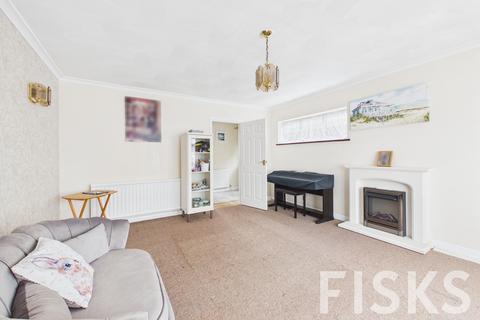 4 bedroom detached house for sale, Meynell Avenue, Canvey Island, SS8