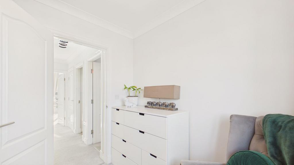 Bedroom/Office