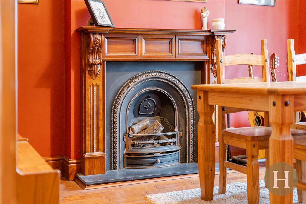 Hadleigh Estate Agents-5.jpg