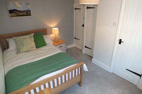 undefined, 8 Paddock Road, Caversham, RG4