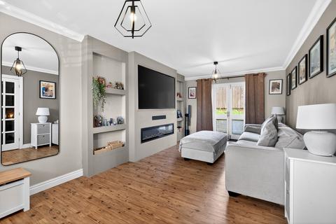 4 bedroom detached house for sale, Willow Tree Drive, Cowes, Isle of Wight