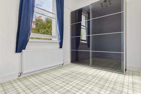 1 bedroom flat to rent, First Avenue, Hove