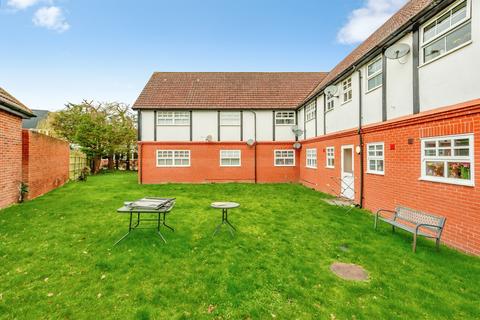 undefined, Dunraven Avenue, Redhill