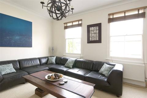 undefined, Fassett Square, Hackney, London, E8