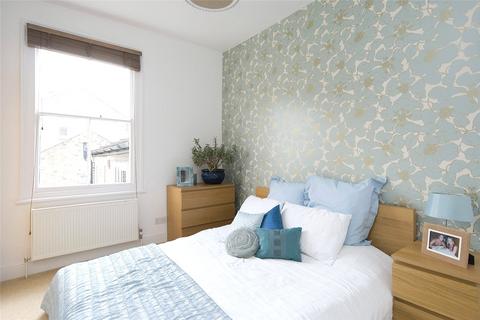undefined, Fassett Square, Hackney, London, E8