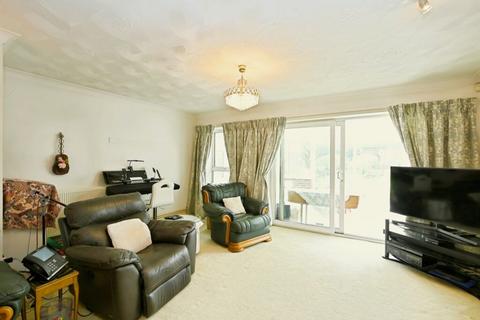 6 bedroom detached house for sale, Havant Road, Hayling Island