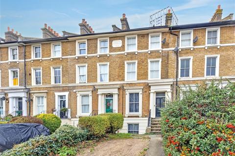 2 bedroom maisonette for sale, Lewisham Road, London