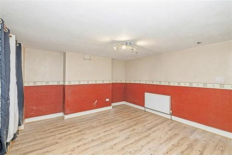 2 bedroom maisonette for sale, Lewisham Road, London