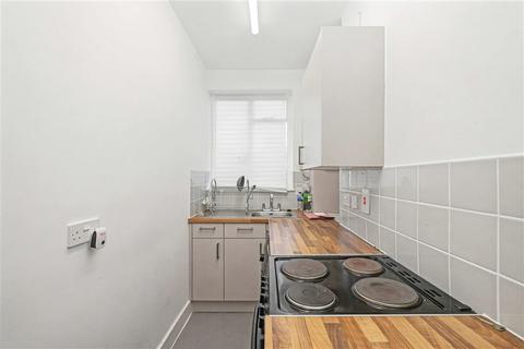 undefined, St. Stephens Grove, London