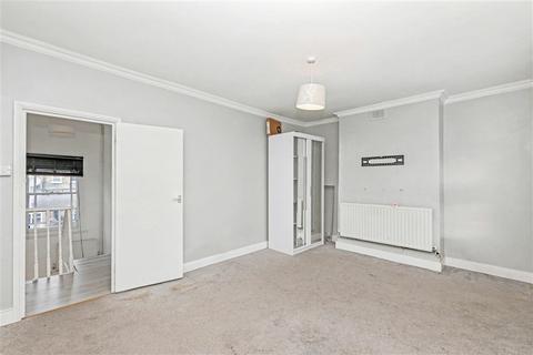 undefined, St. Stephens Grove, London
