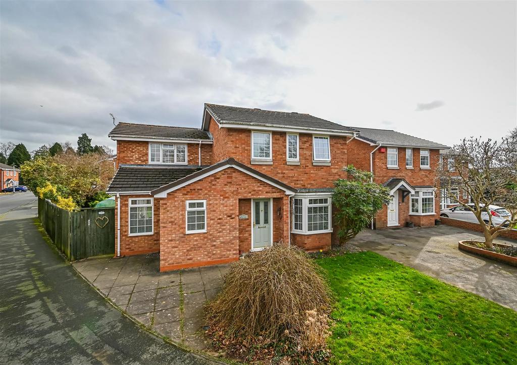 8 Wyke Way-21.jpg
