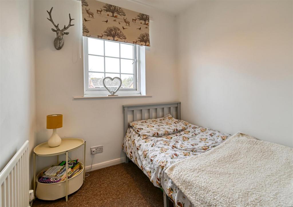 8 Wyke Way-10.jpg