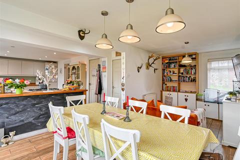 4 bedroom detached house for sale, 8 Wyke Way, Shifnal
