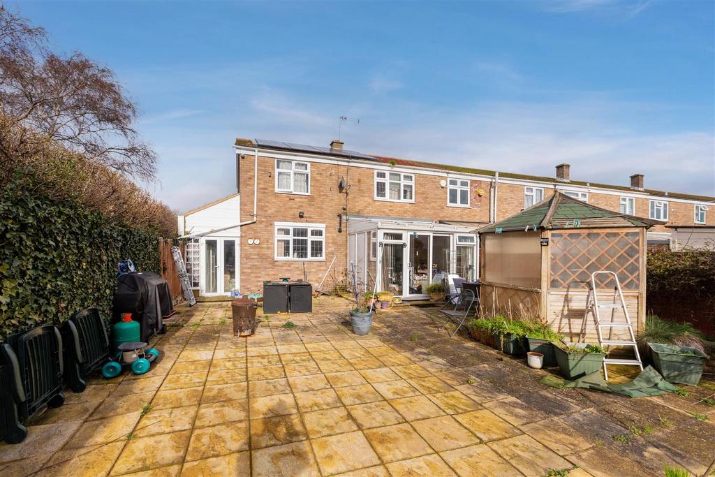29 High St Langley-4.jpg