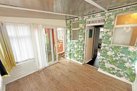 3 bedroom terraced house for sale, Rookes Avenue, WISBEY