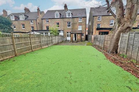 undefined, Victoria Avenue, SURBITON