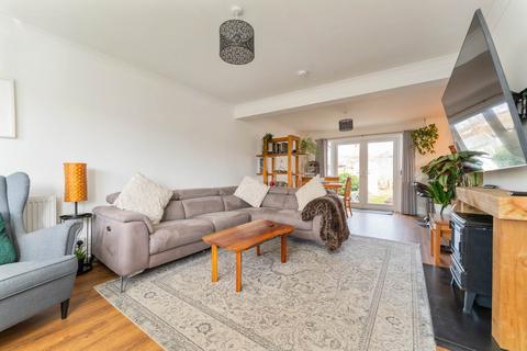 3 bedroom semi-detached house for sale, McConnell Road, Lochwinnoch