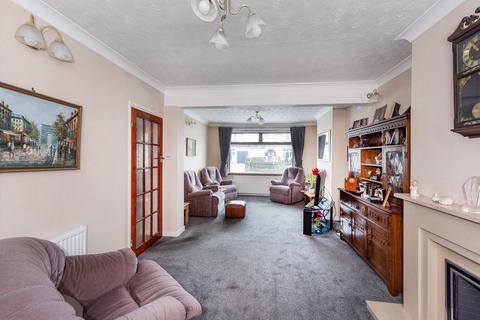 4 bedroom semi-detached house for sale, Preston Drive, Bexleyheath, DA7