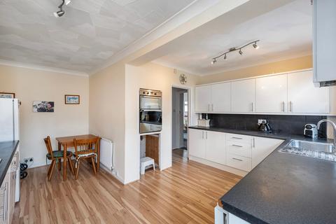 4 bedroom semi-detached house for sale, Preston Drive, Bexleyheath, DA7