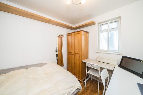 undefined, Edgeley Road, London SW4