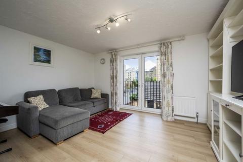 undefined, Mast House Terrace, London E14