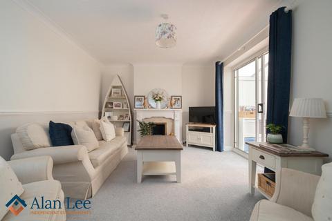 undefined, Hamble Way, Macclesfield, SK10 3RN