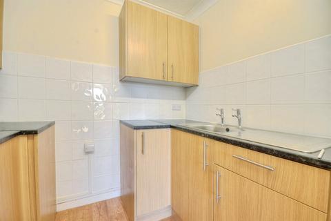 1 bedroom retirement property to rent, 29 Homespinney House, River View Road, Bitterne Park SO18