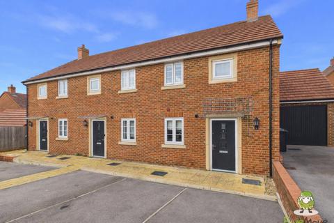 BYE CRESCENT, BASINGSTOKE, RG24