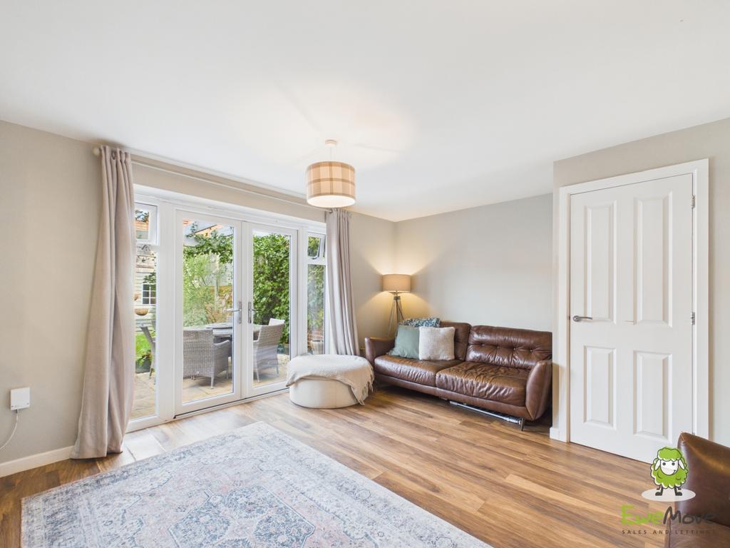 Ewe Move Estate Agents Basingstoke - Bye Crescent -