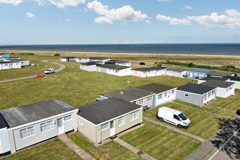 3 bedroom chalet for sale, Green Lane, Kessingland, Lowestoft