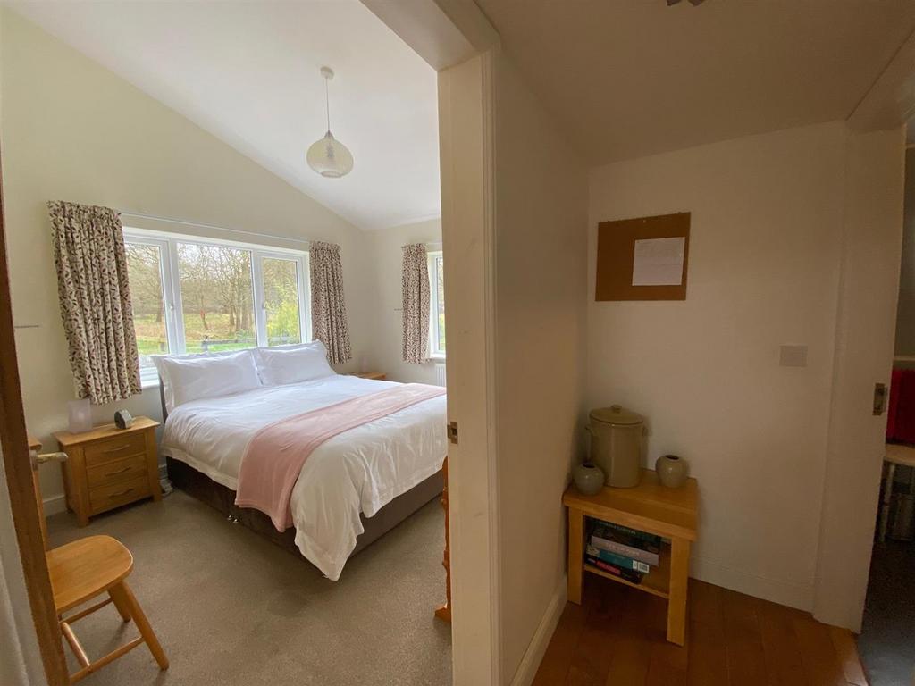 Bedroom One.jpg