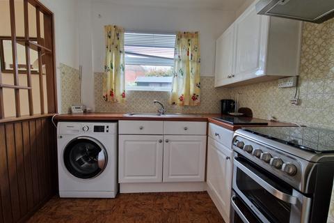 3 bedroom semi-detached house for sale, Heath Road, Rugeley, WS15 1AH