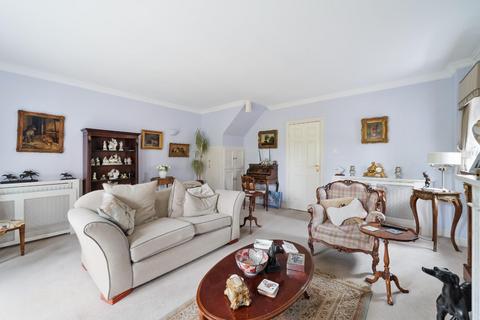 3 bedroom end of terrace house for sale, Old Schools Lane, Epsom