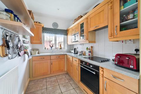 3 bedroom end of terrace house for sale, Old Schools Lane, Epsom