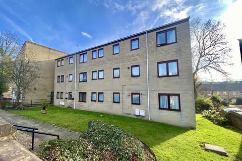 2 bedroom flat for sale, Crow Nest Court, Mirfield