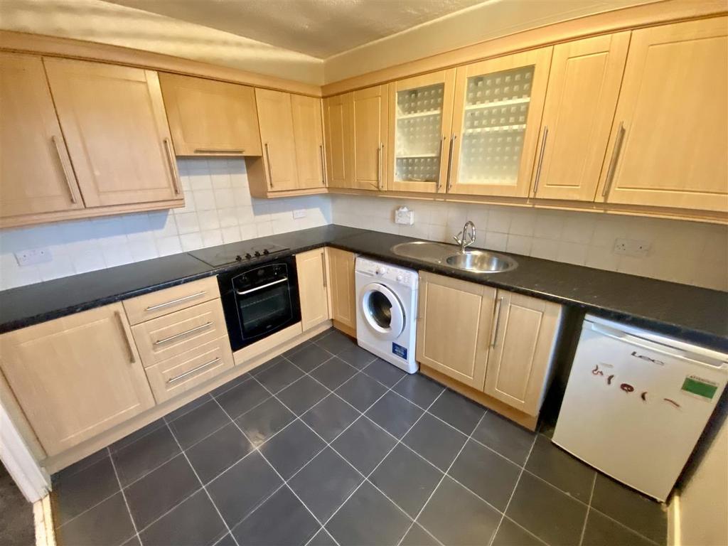 Bramleys Estate Agents - Crow Nest Court - Mirfiel