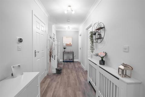 undefined, Redwood Crescent, Hamilton