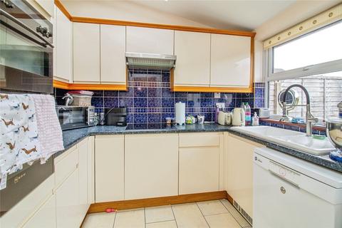 undefined, Centauri Close, Leighton Buzzard, Bedfordshire, LU7