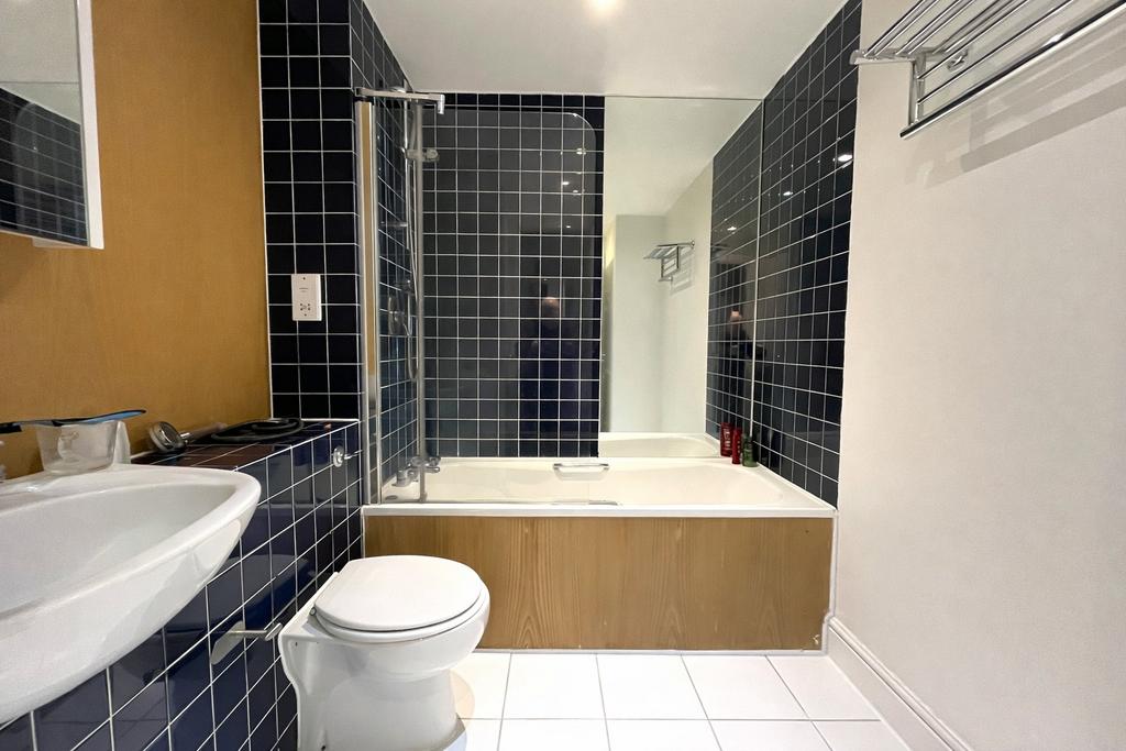 Bathroom.jpeg