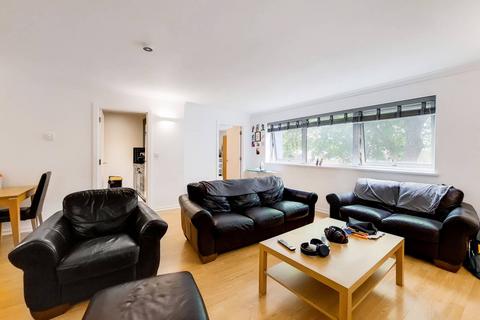 2 bedroom flat for sale, Albert Road, Silvertown, London, E16