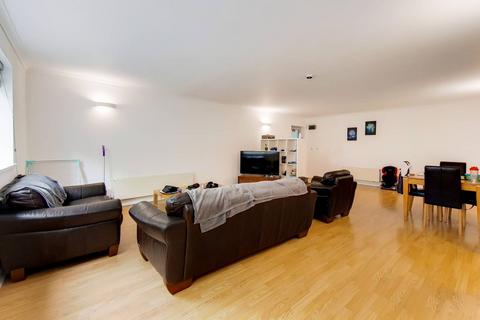 2 bedroom flat for sale, Albert Road, Silvertown, London, E16