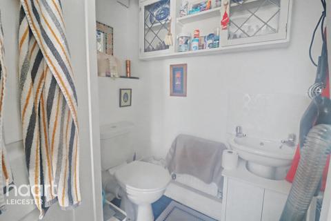 4 bedroom semi-detached house for sale, Masefield Place, LEICESTER