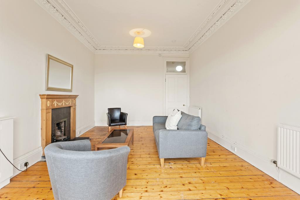 Sitting / Dining Room of 40 (Flat 7) Warrender...