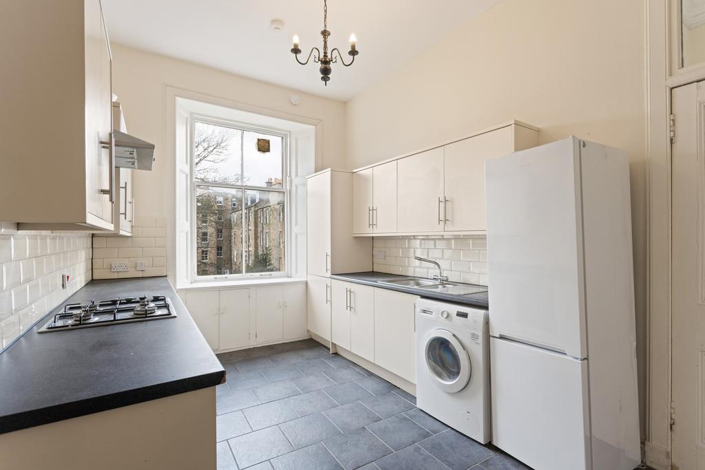 Kitchen / Dining Room of 40 (Flat 7) Warrender...