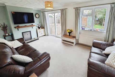 3 bedroom semi-detached house for sale, Lancaster Road, Yate