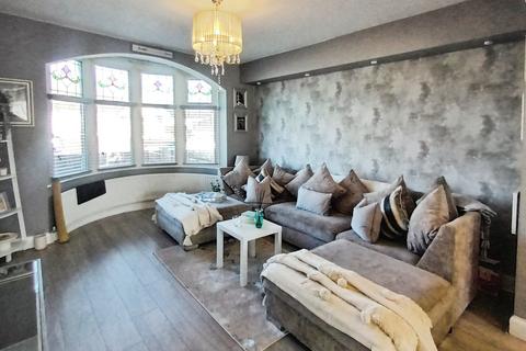 3 bedroom semi-detached house for sale, Chislehurst Avenue, Lancashire FY4