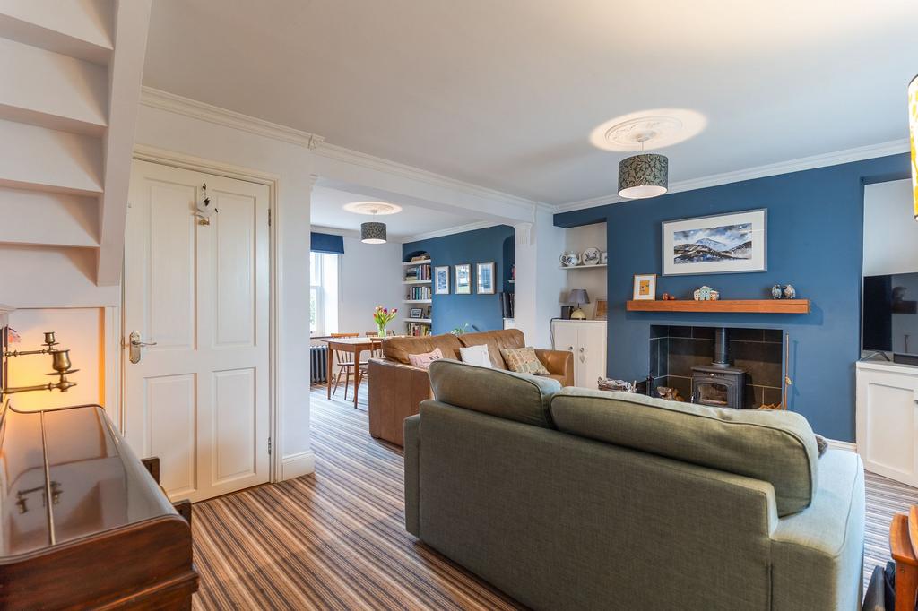 Living Room/Dining Room