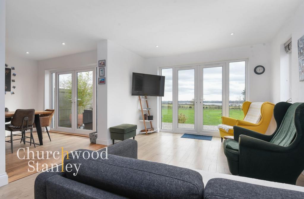 Sitting room to dining