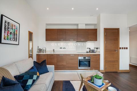 Studio to rent, Lanson Building, 348 Queenstown Road, London, SW11