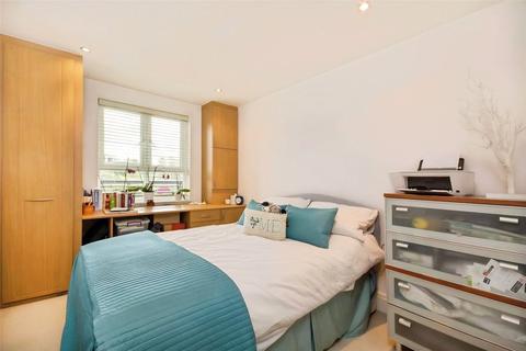 2 bedroom flat for sale, Royal Quarter, Seven Kings Way, Kingston upon Thames, KT2